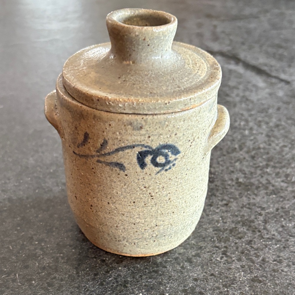 Handcrafted Ceramic Pot with Blue Floral Design Planter Strasburg Virginia